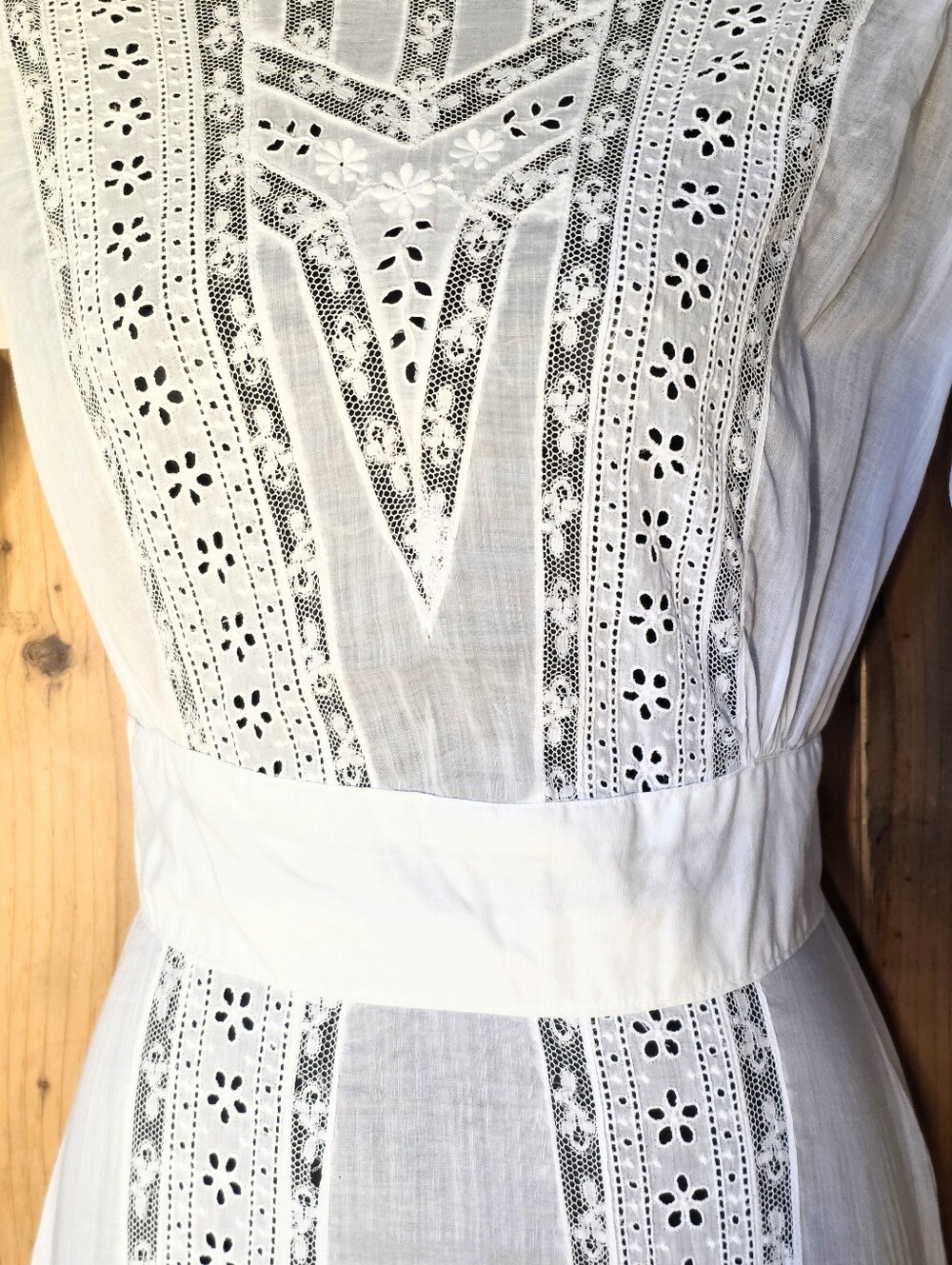 White Eyelet Lace Edwardian Victorian-Inspired Midi Dress - Picture 3 of 11
